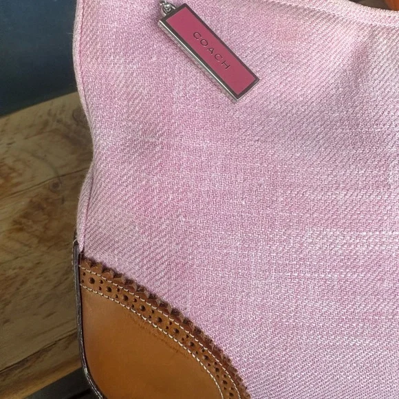 2000 Pink Y2K coach bag with pink charm - Picture 8 of 16